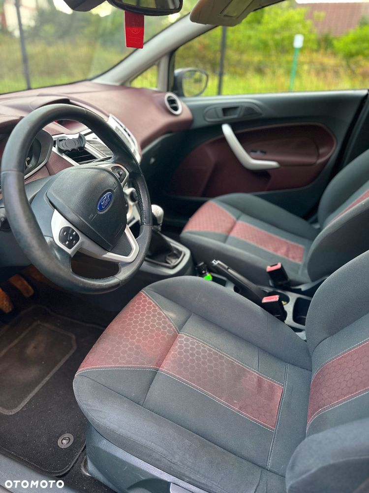 Ford Fiesta 1.6 TDCi Titanium - 7