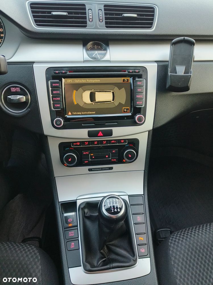 Volkswagen Passat - 7