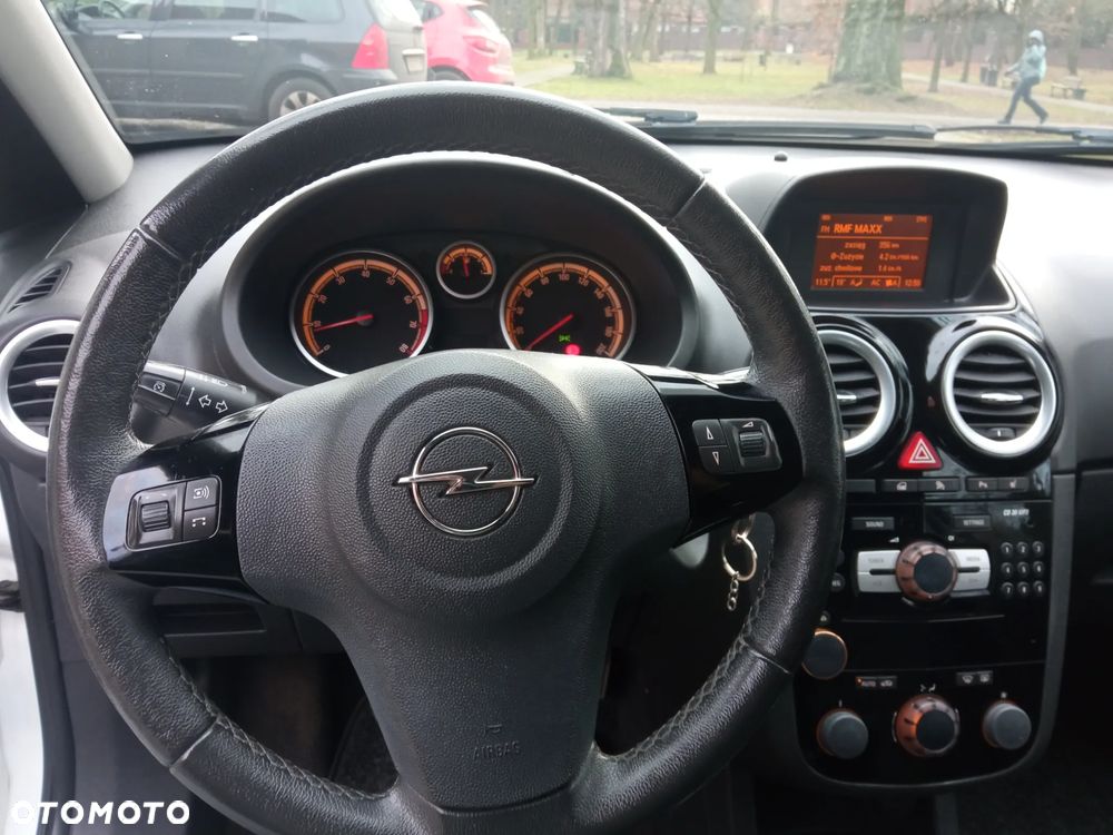 Opel Corsa 1.4 16V Energy - 15