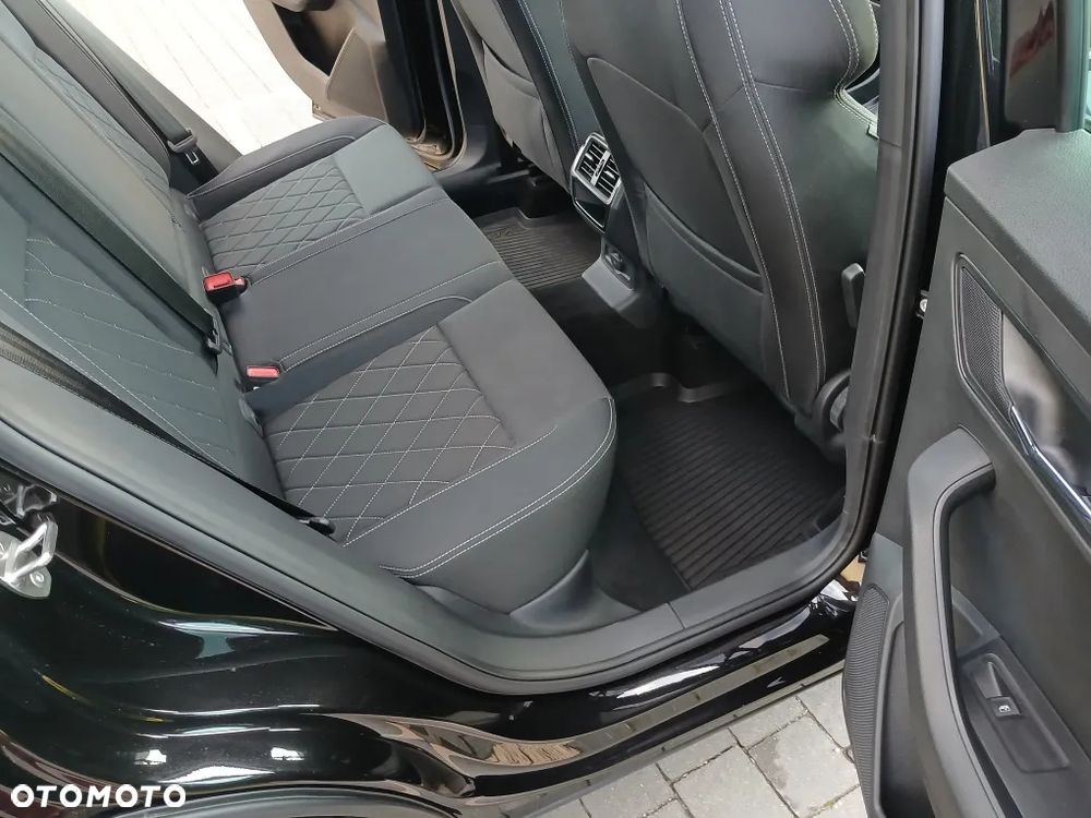 Skoda Karoq 1.5 TSI ACT Sportline DSG - 11