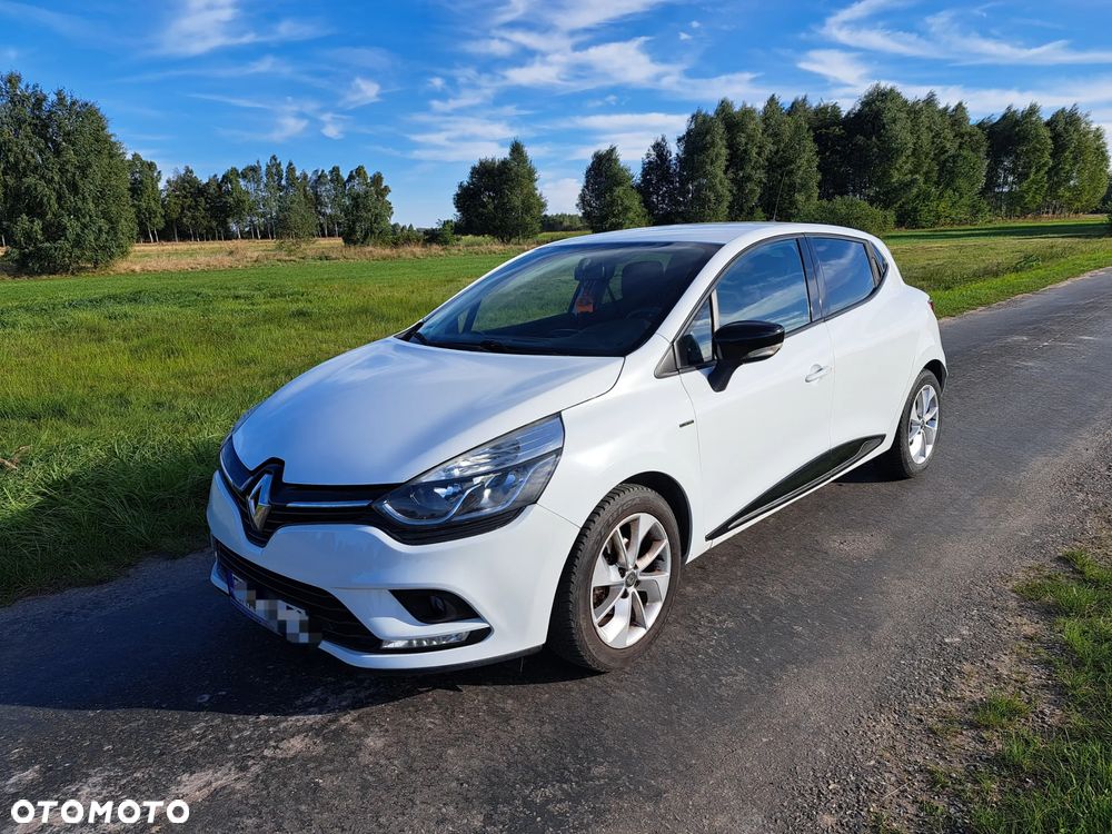 Renault Clio - 1