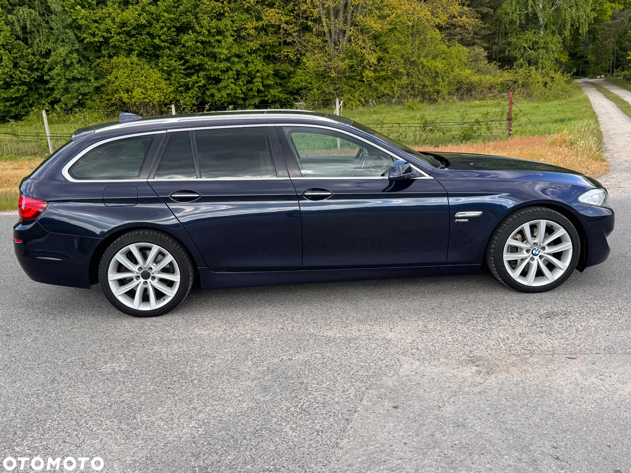 BMW Seria 5 530d xDrive Touring Luxury Line - 9