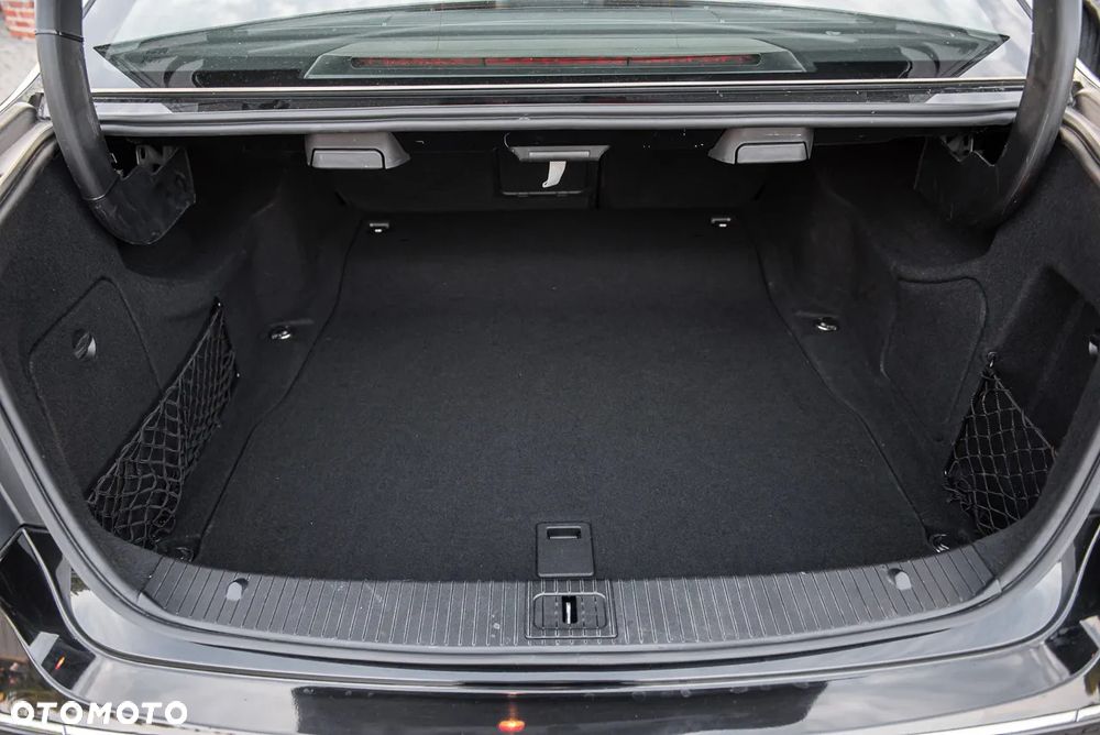 Mercedes-Benz Klasa E 200 CDI Avantgarde - 28