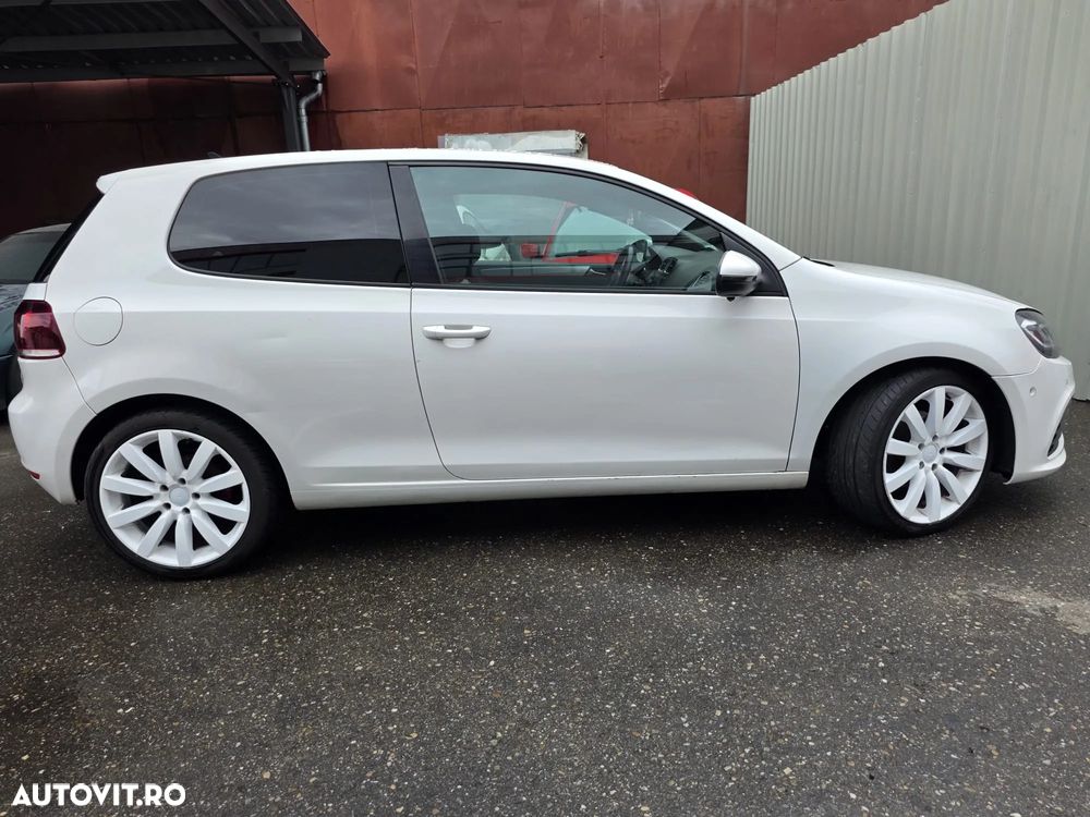 Volkswagen Golf - 2