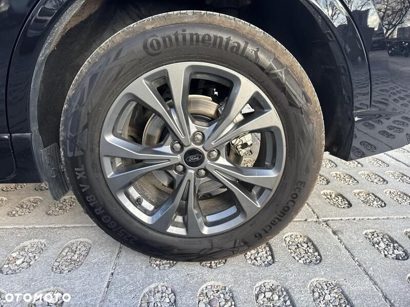 Ford Kuga - 18