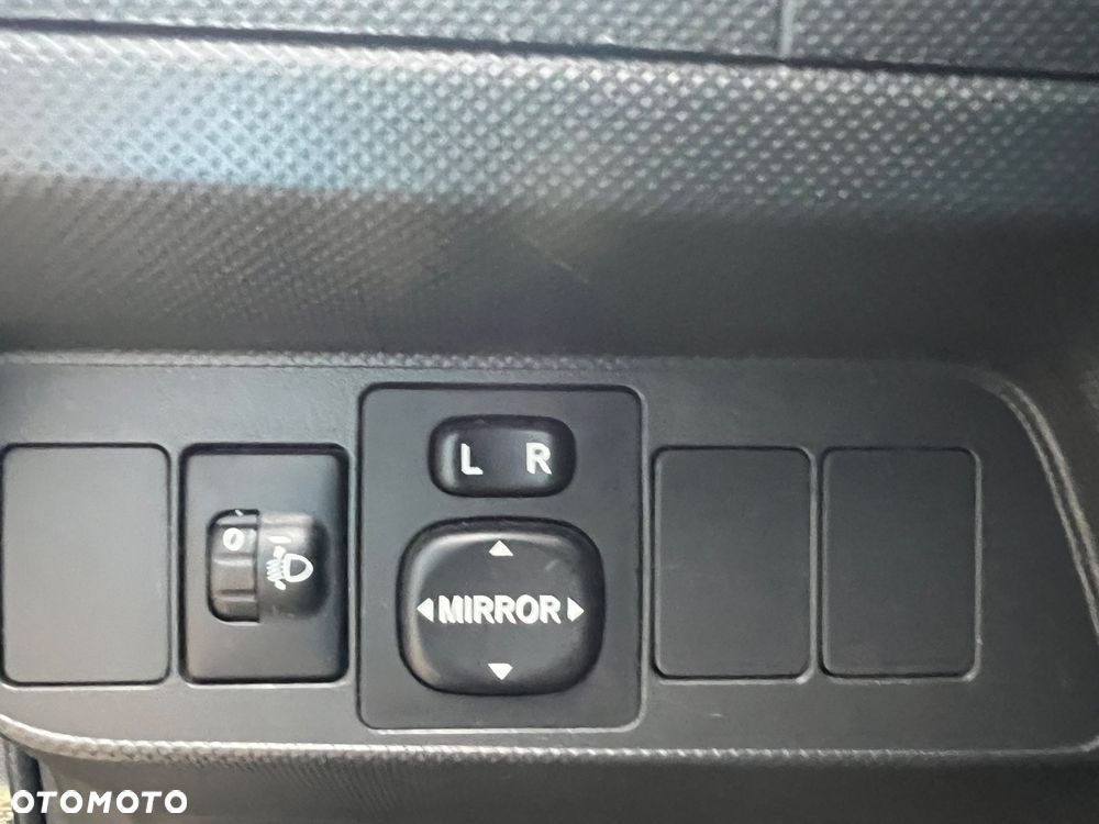 Toyota Auris 1.4 D-4D Luna - 10