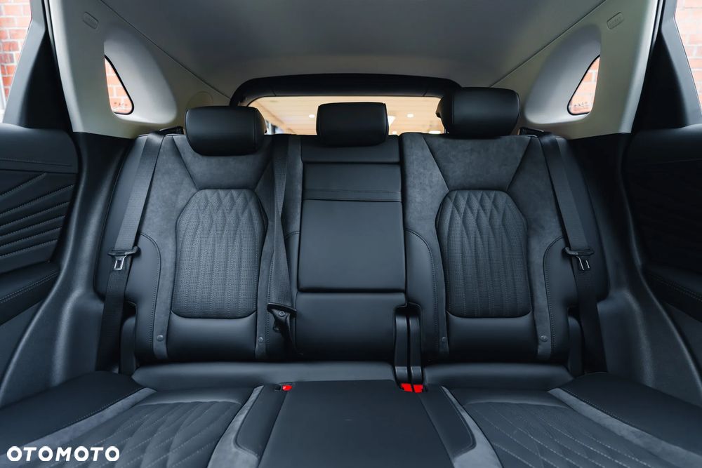Hongqi HS5 2.0T Executive AWD - 29