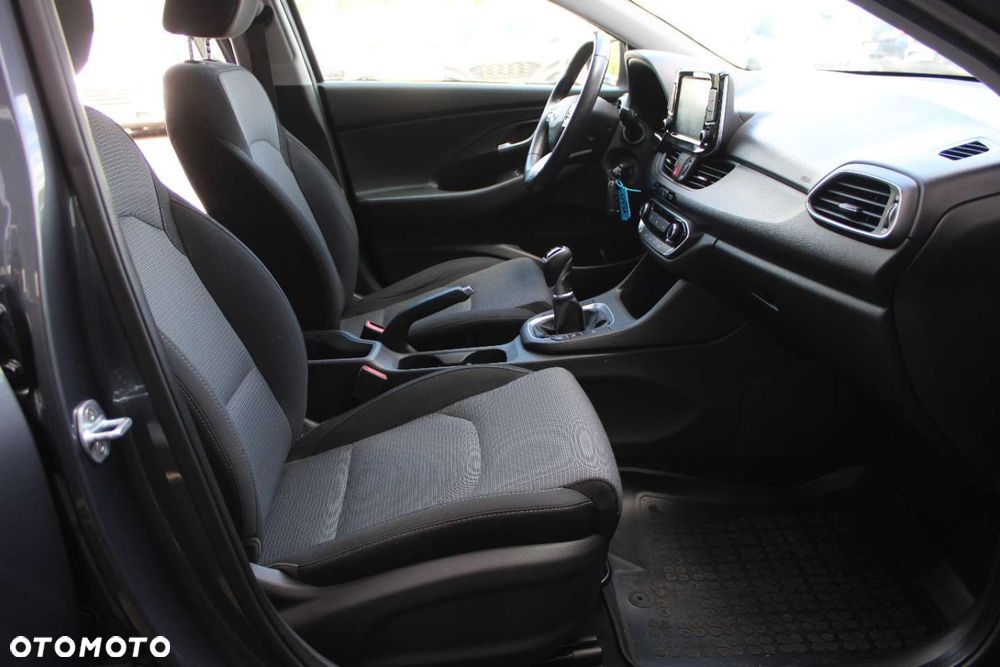 Hyundai i30 1.4 T-GDI Style - 25