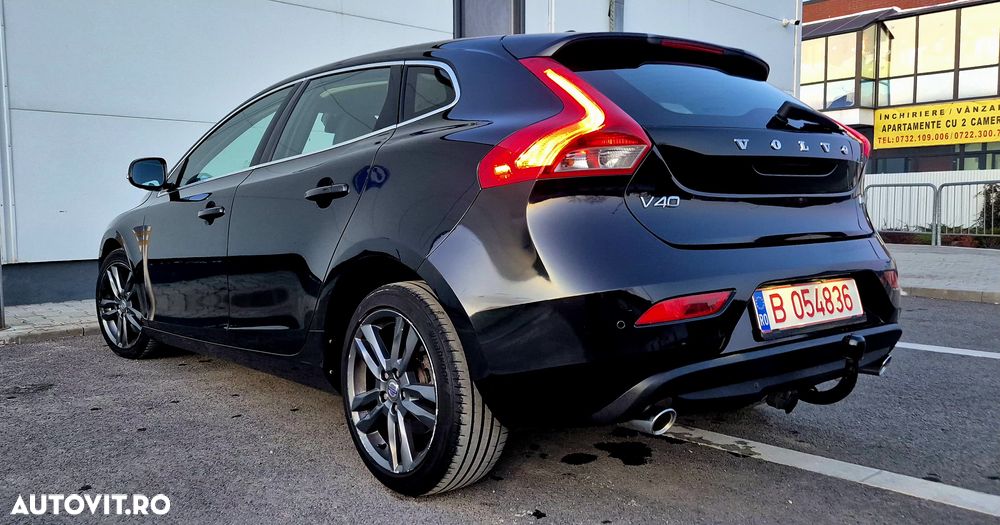 Volvo V40 D4 VEA Momentum - 14