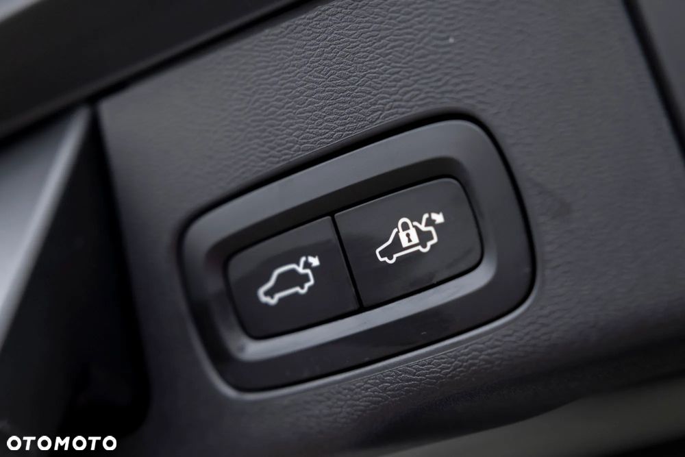 Volvo XC 60 T5 AWD Inscription - 9
