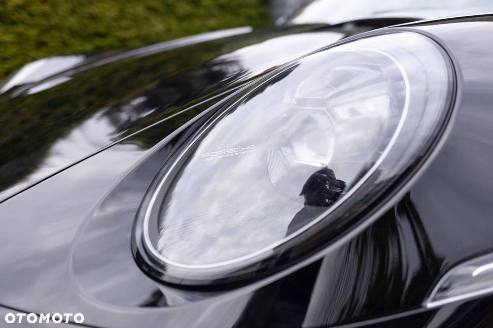 Porsche 911 Turbo S - 15