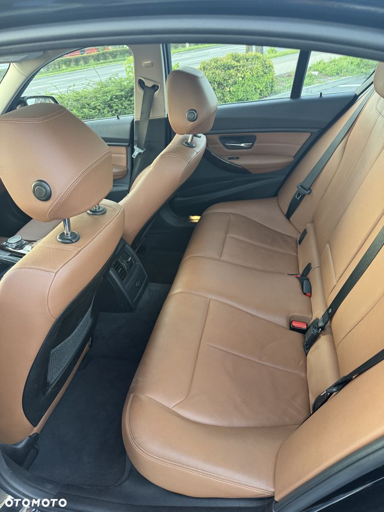BMW Seria 3 - 12