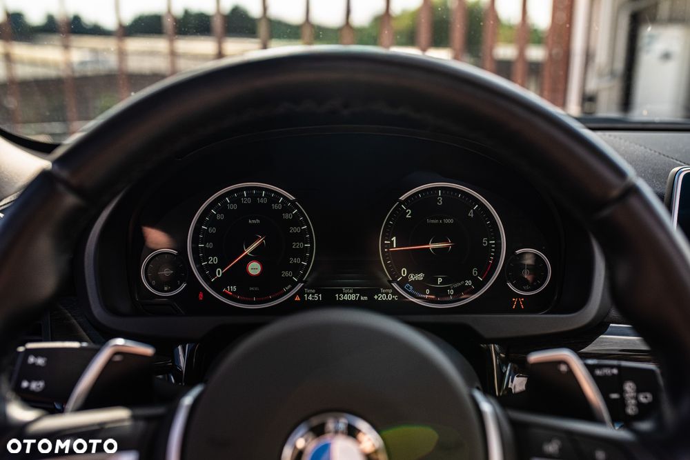 BMW X5 - 25