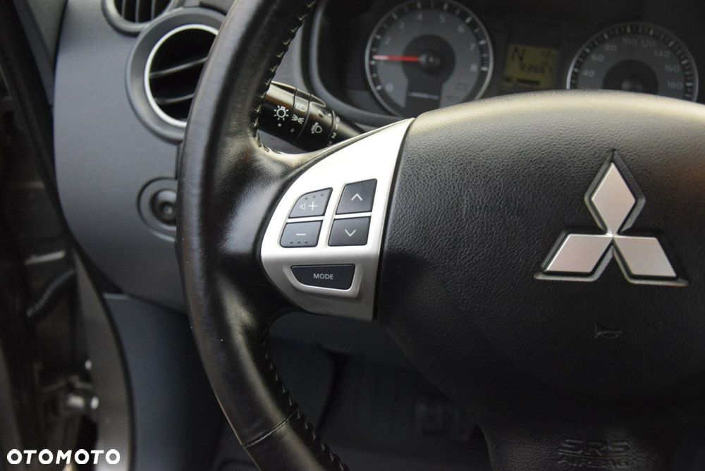 Mitsubishi Colt 1.3 Automatik Invite - 29