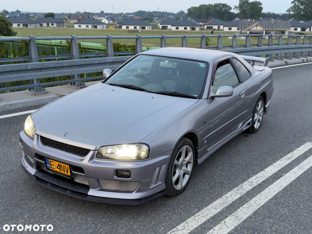 Nissan Skyline - 7