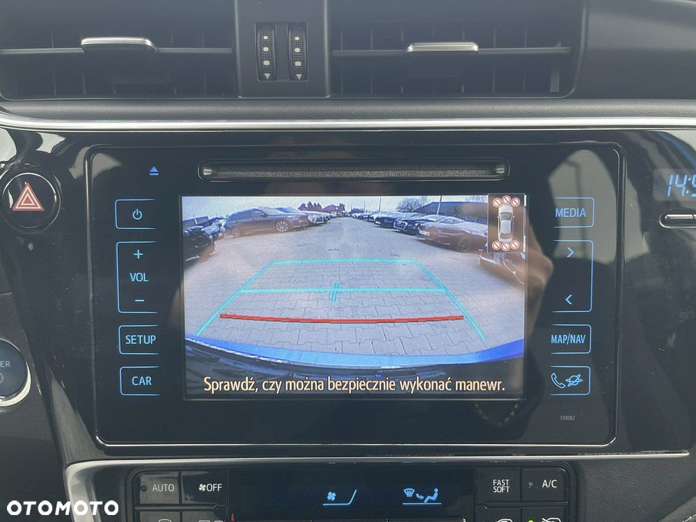 Toyota Auris Hybrid 135 Selection - 9