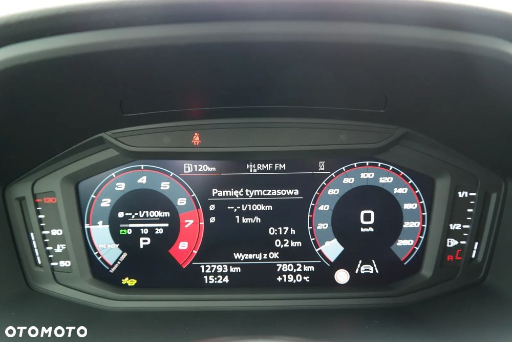 Audi A1 Sportback 35 TFSI S-Line S tronic - 14