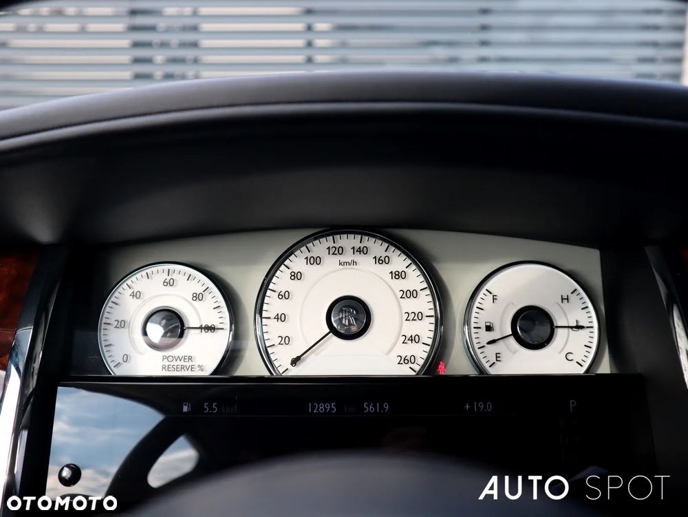 Rolls-Royce Ghost Standard - 25