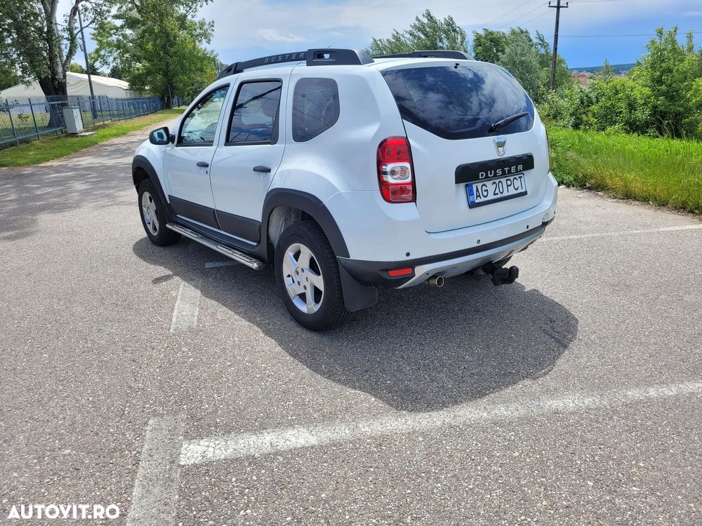 Dacia Duster 1.6 4x2 Laureate - 1
