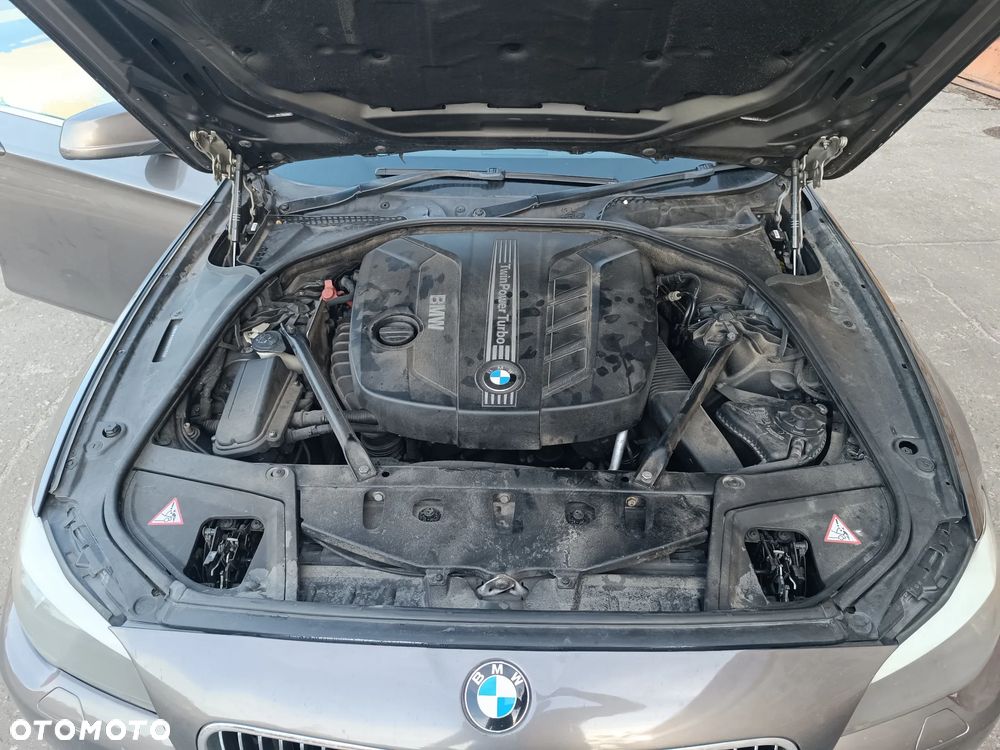 BMW Seria 5 520d - 18