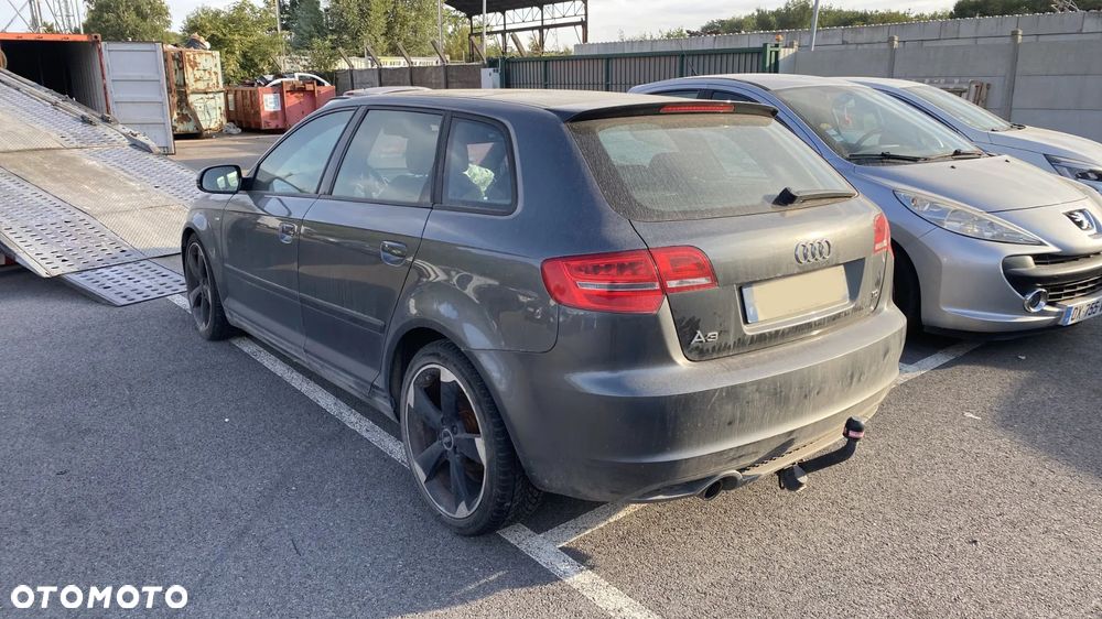 Audi A3 Sportback 2.0 TDI DPF S line Sportpaket - 3