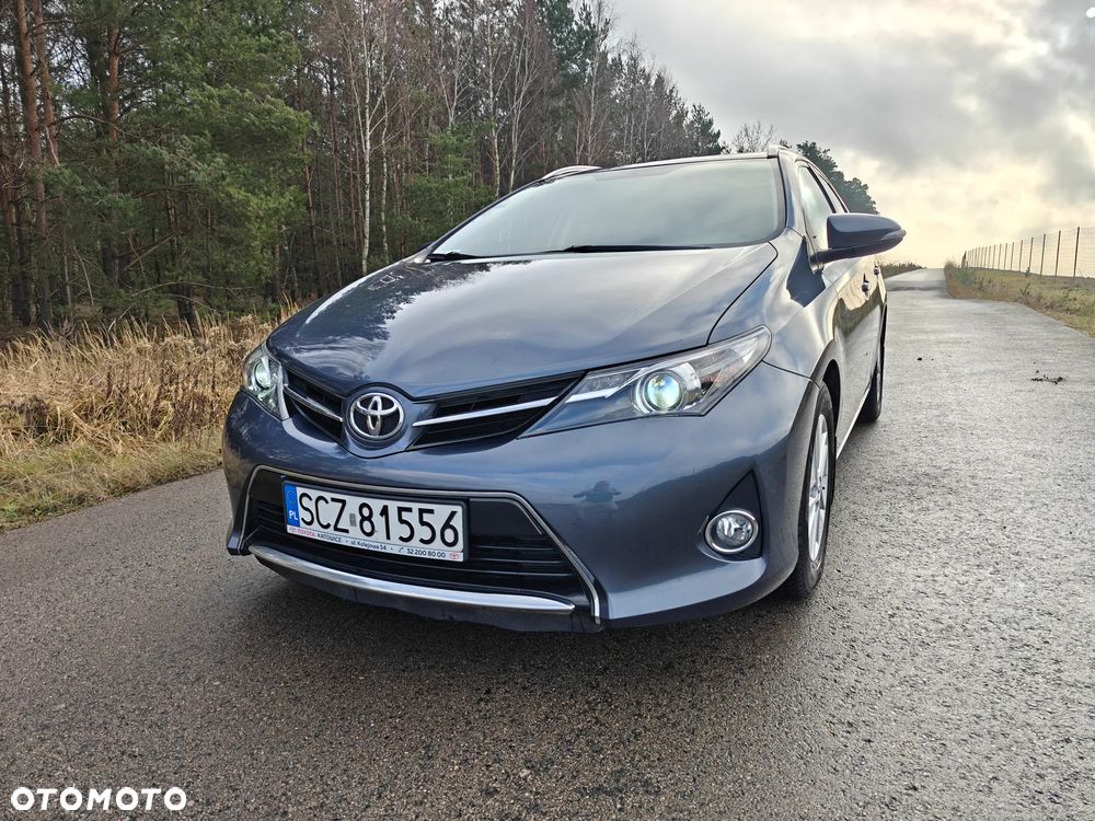 Toyota Auris 1.4 D-4D Premium Comfort - 12