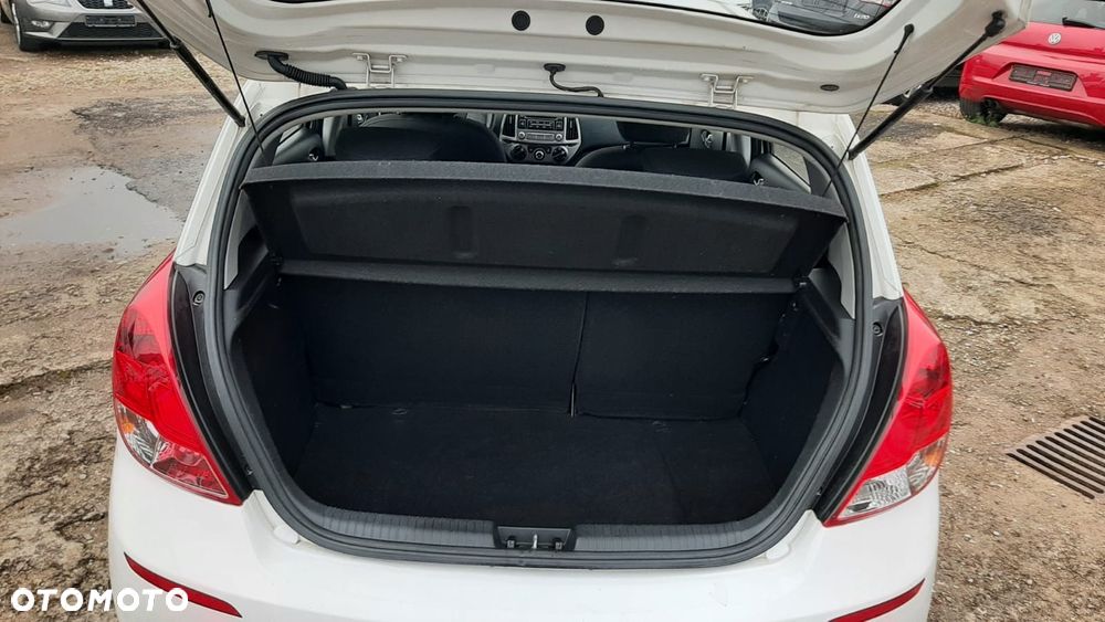 Hyundai i20 1.2 Classic - 9