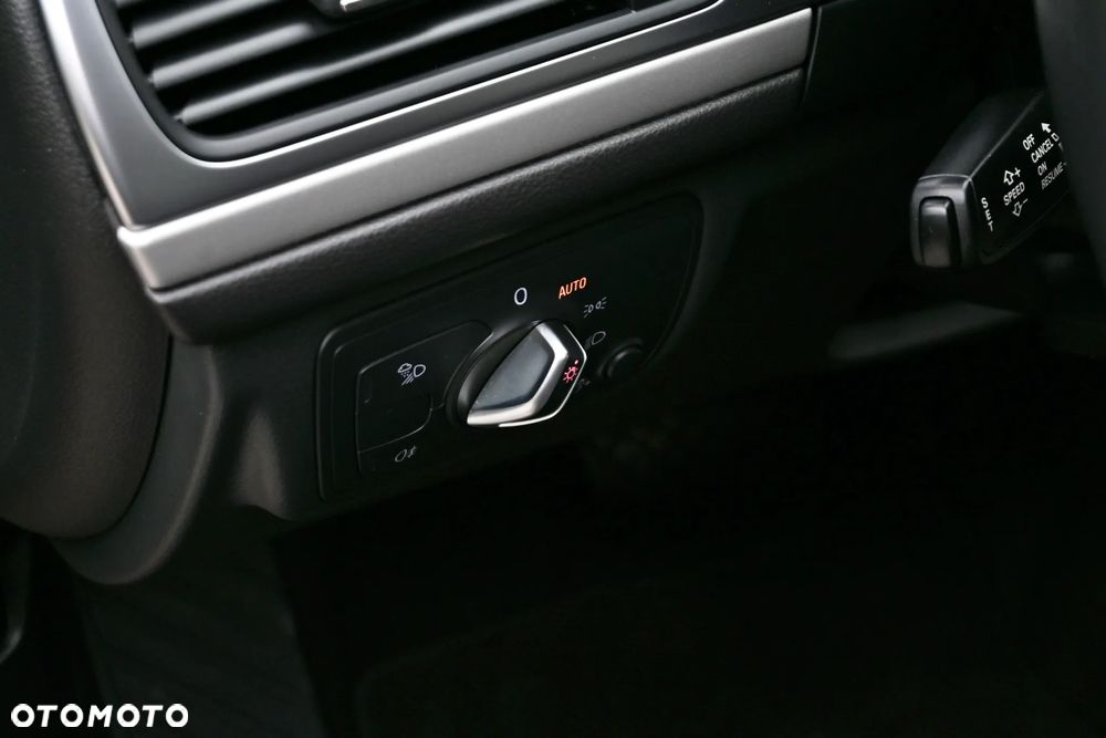 Audi A6 Avant 2.0 TDI ultra S tronic - 32
