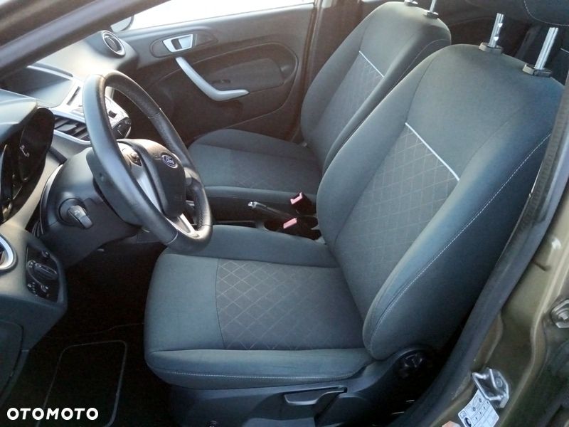Ford Fiesta 1.25 Champions Edition - 9