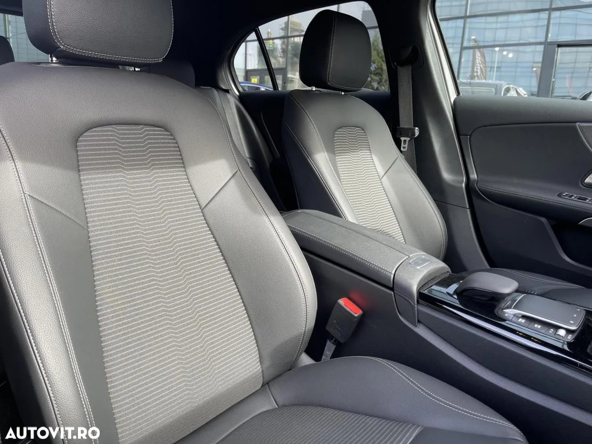 Mercedes-Benz A 180 7G-DCT - 12