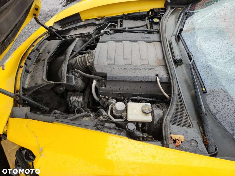 Chevrolet Corvette - 8