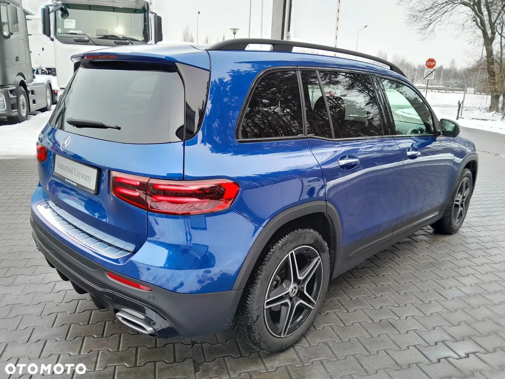 Mercedes-Benz GLB 200 AMG Line 7G-DCT - 7