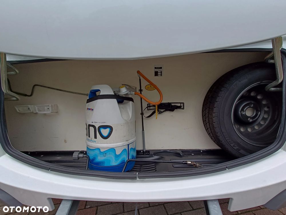 KNAUS SPORT STYLE 400 LK - 17