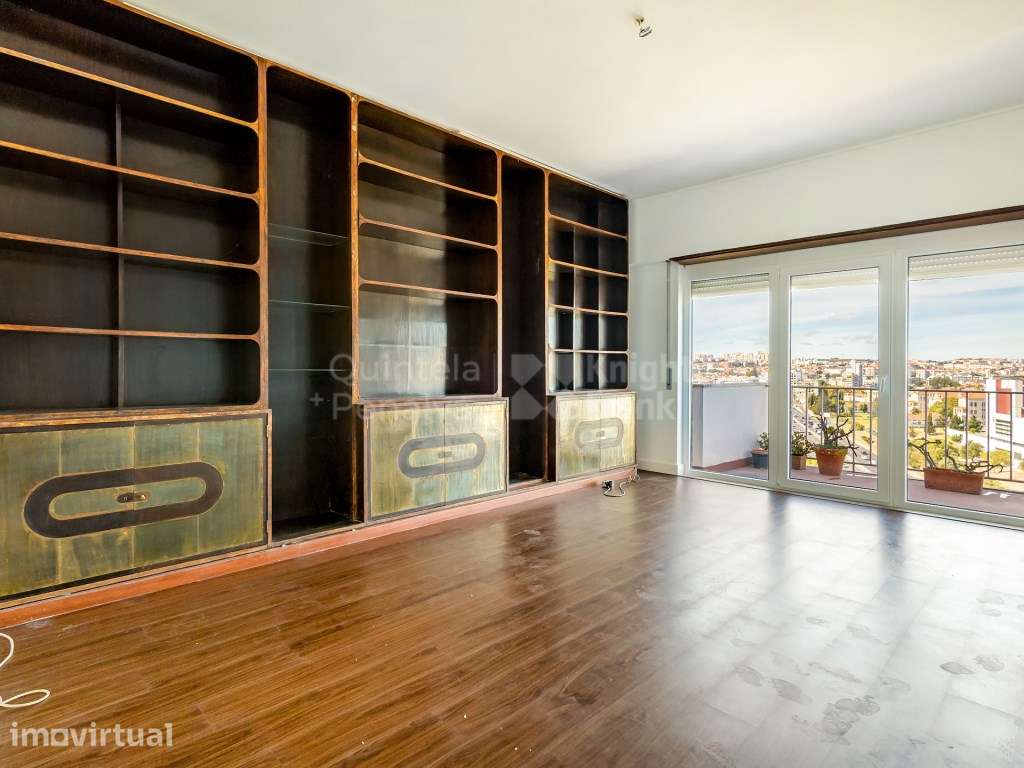 Apartamento T3+1 para arrendamento, em Benfica - Grande imagem: 4/25