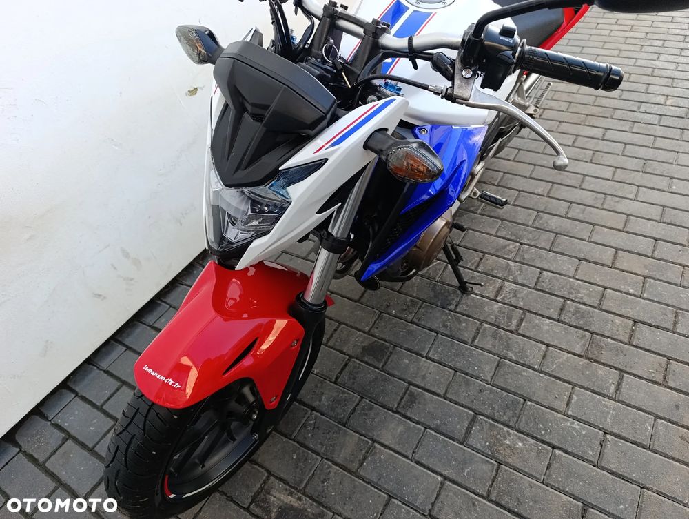 Honda CB - 10