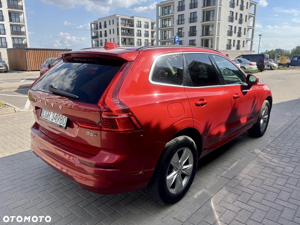 Volvo XC 60 B6 B AWD Momentum Pro - 11
