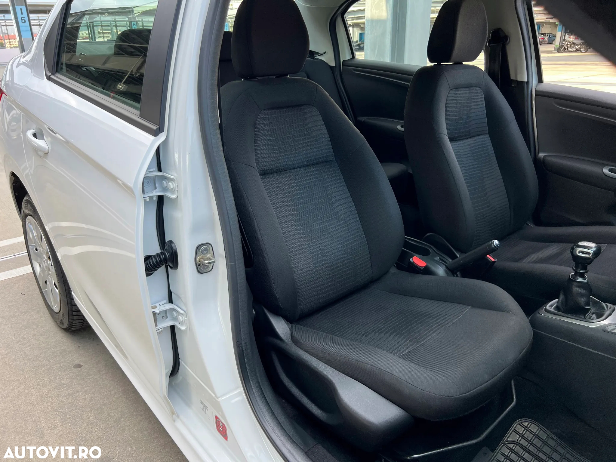 Peugeot 301 1.5 BlueHDI FAP Active - 8