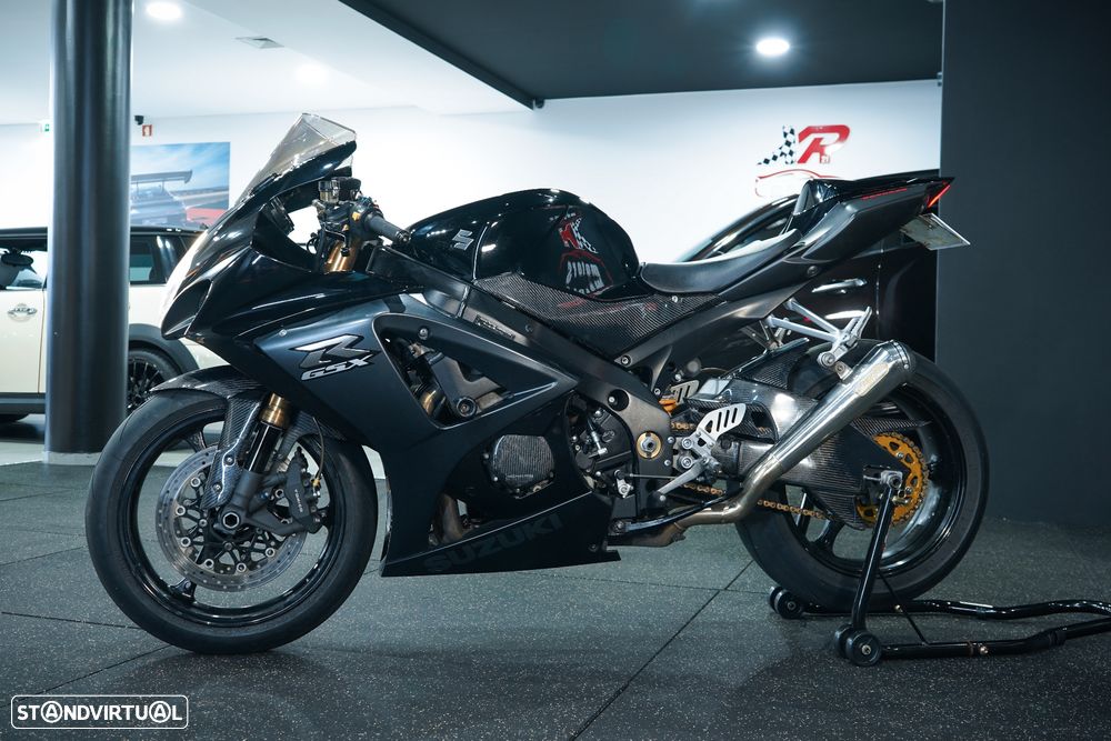 Suzuki GSX-R K8 - 6