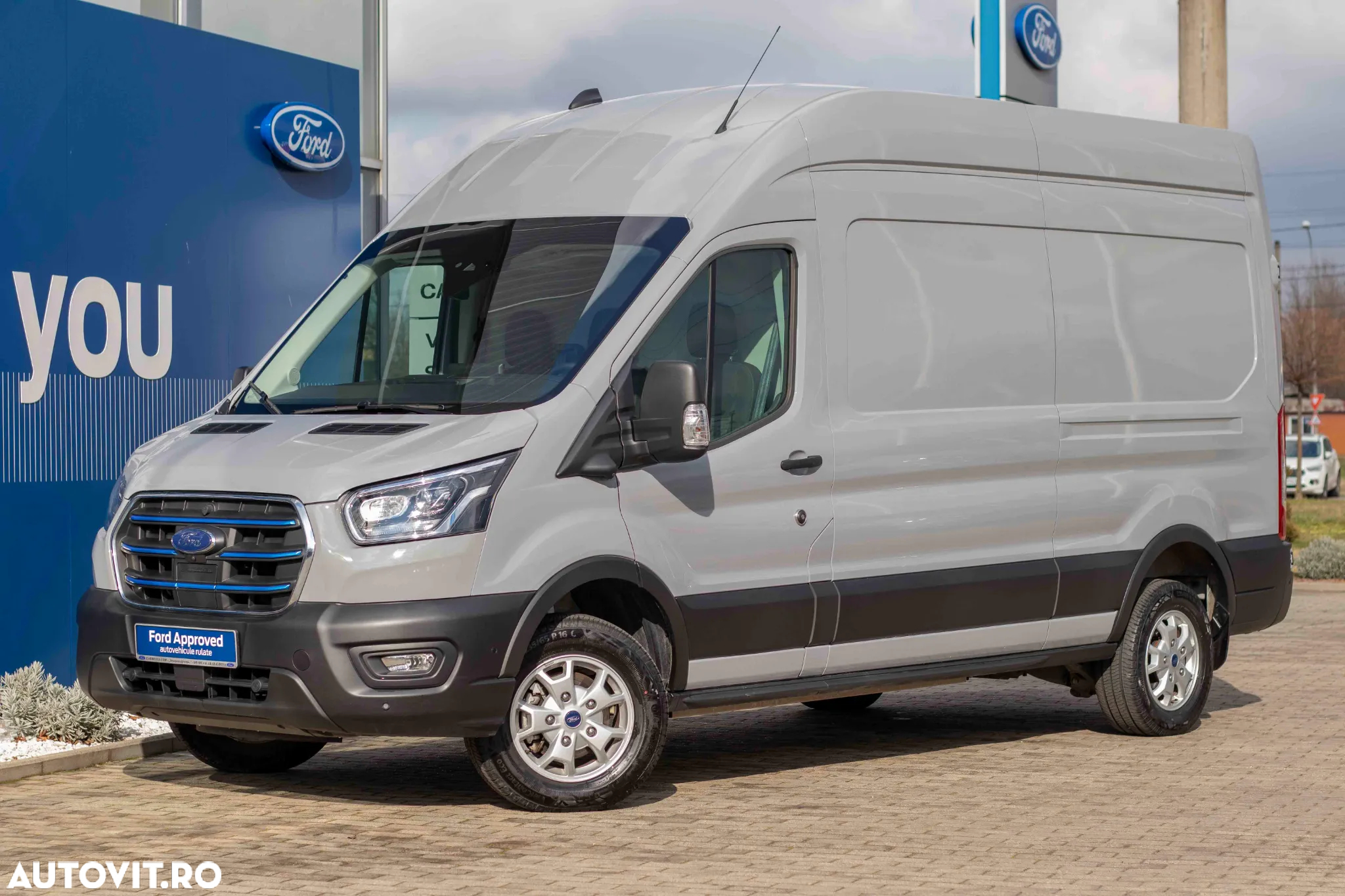 Ford E-Transit - 2