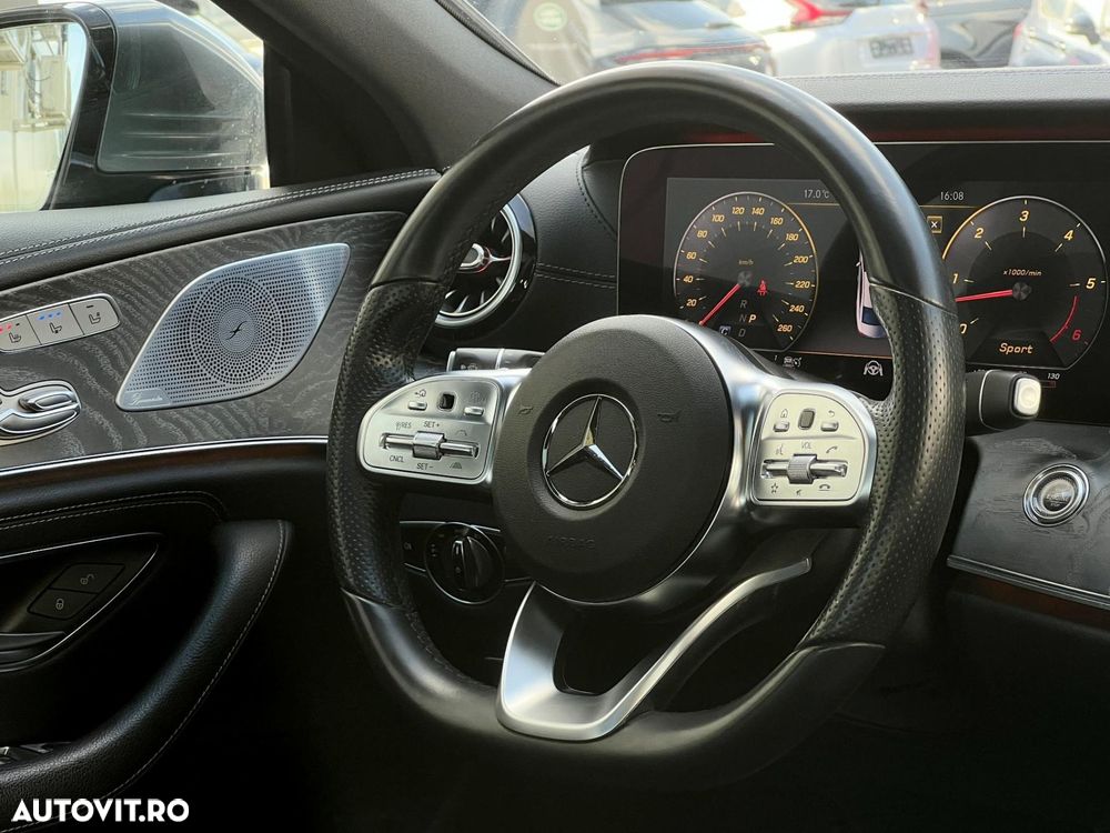 Mercedes-Benz CLS - 10