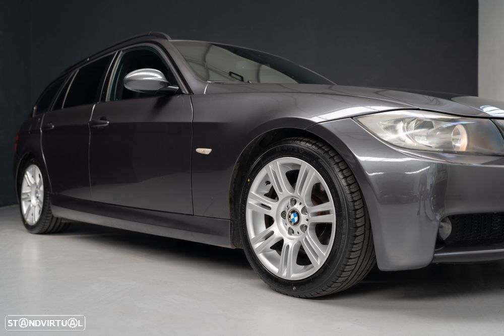 BMW 318 d - 14