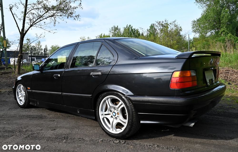 BMW Seria 3 - 8