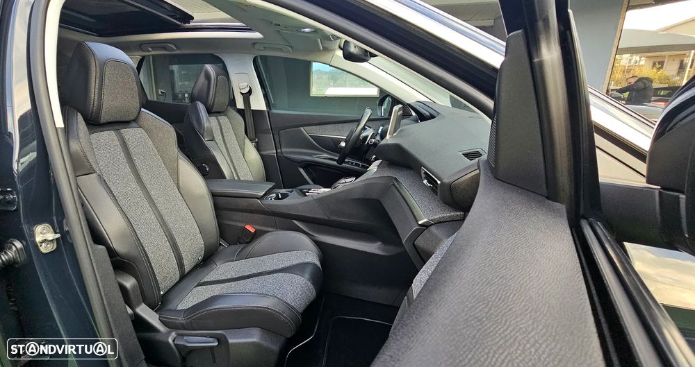 Peugeot 3008 1.5 BlueHDi Allure EAT8 - 26