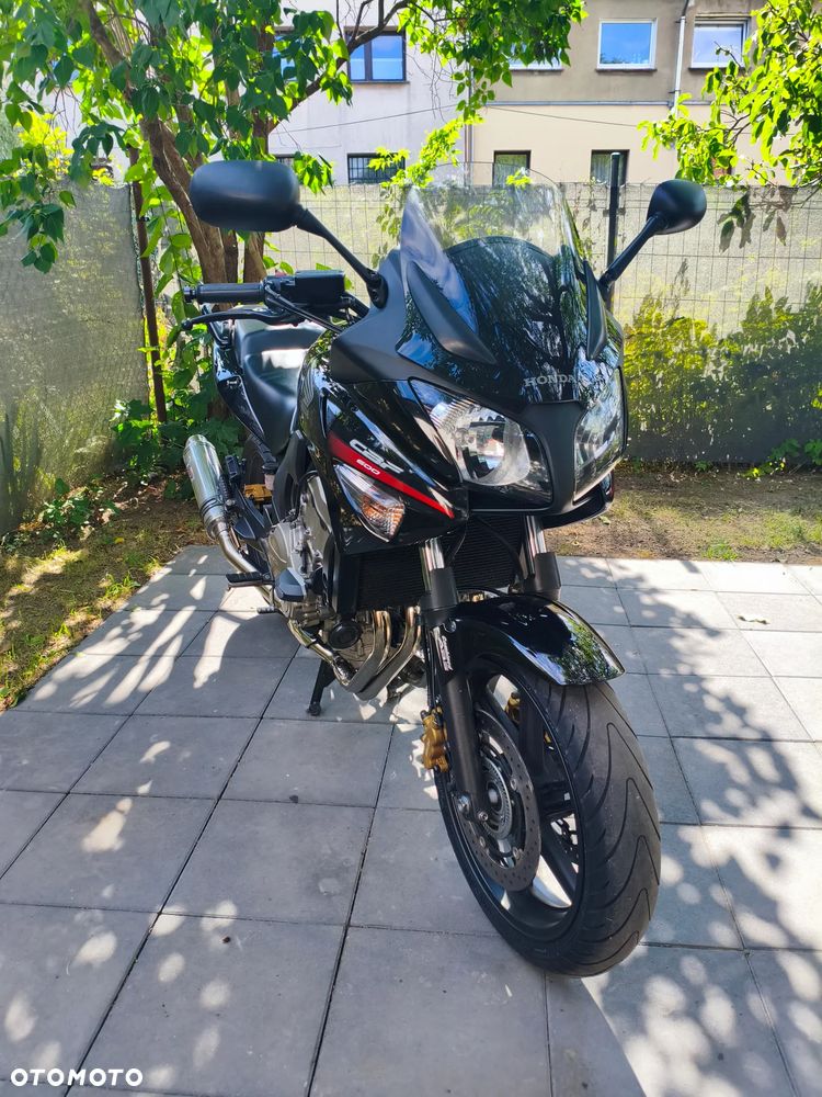 Honda CBF - 2