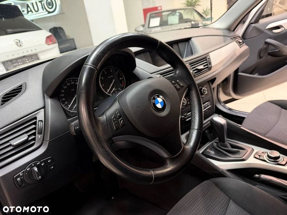 BMW X1 sDrive18i Sport Line - 35