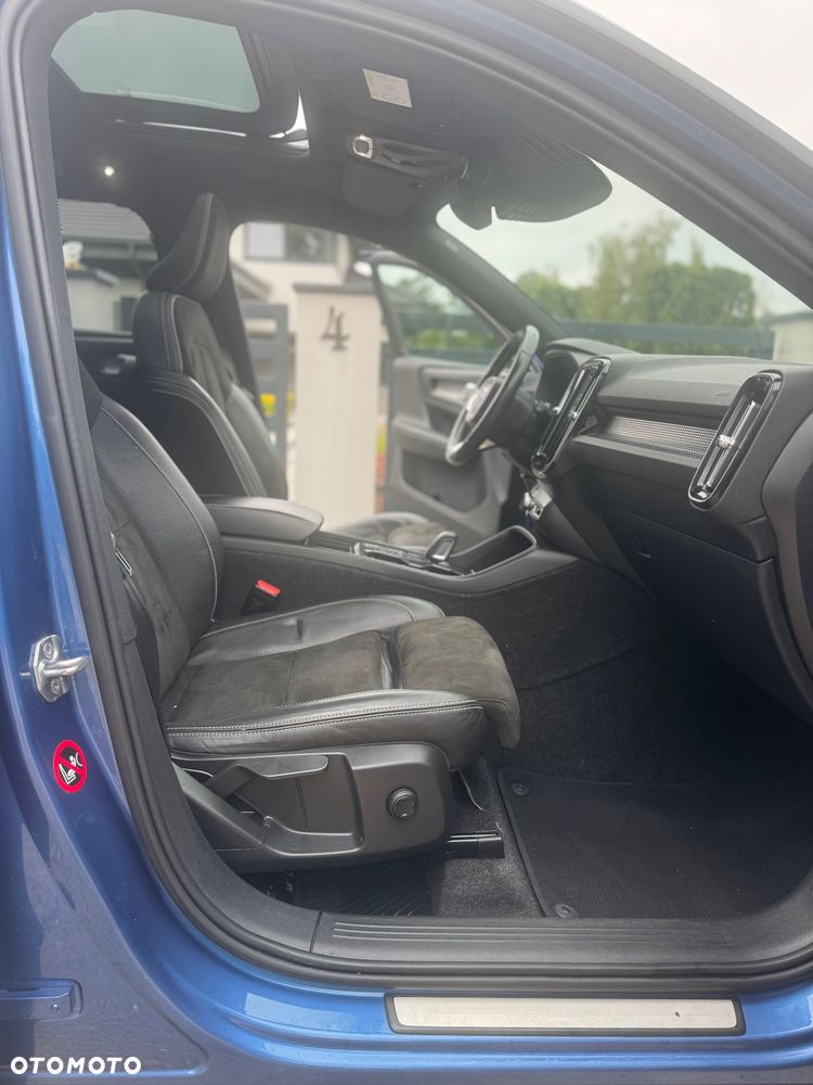 Volvo XC 40 T5 AWD Momentum Pro - 11