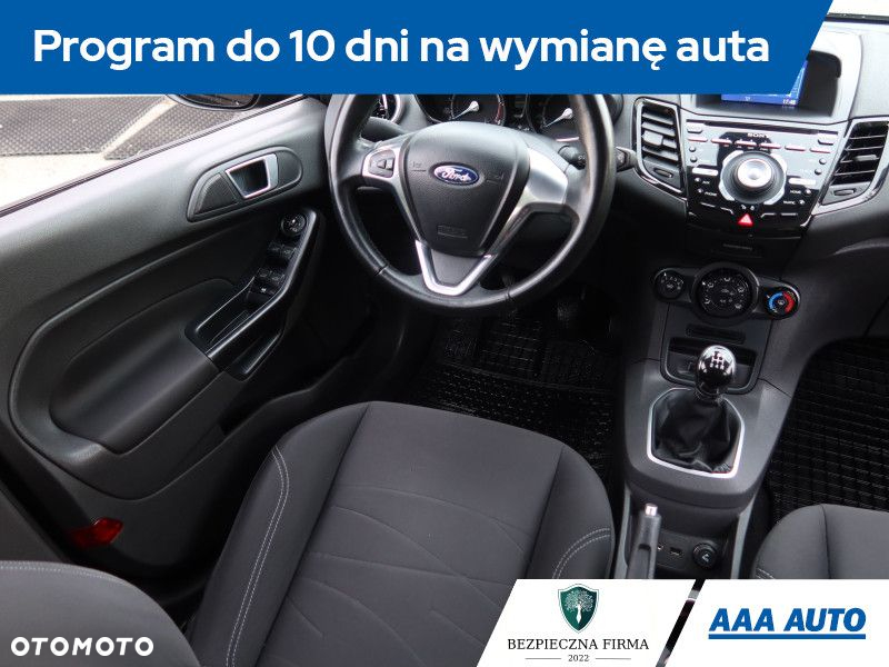Ford Fiesta - 8