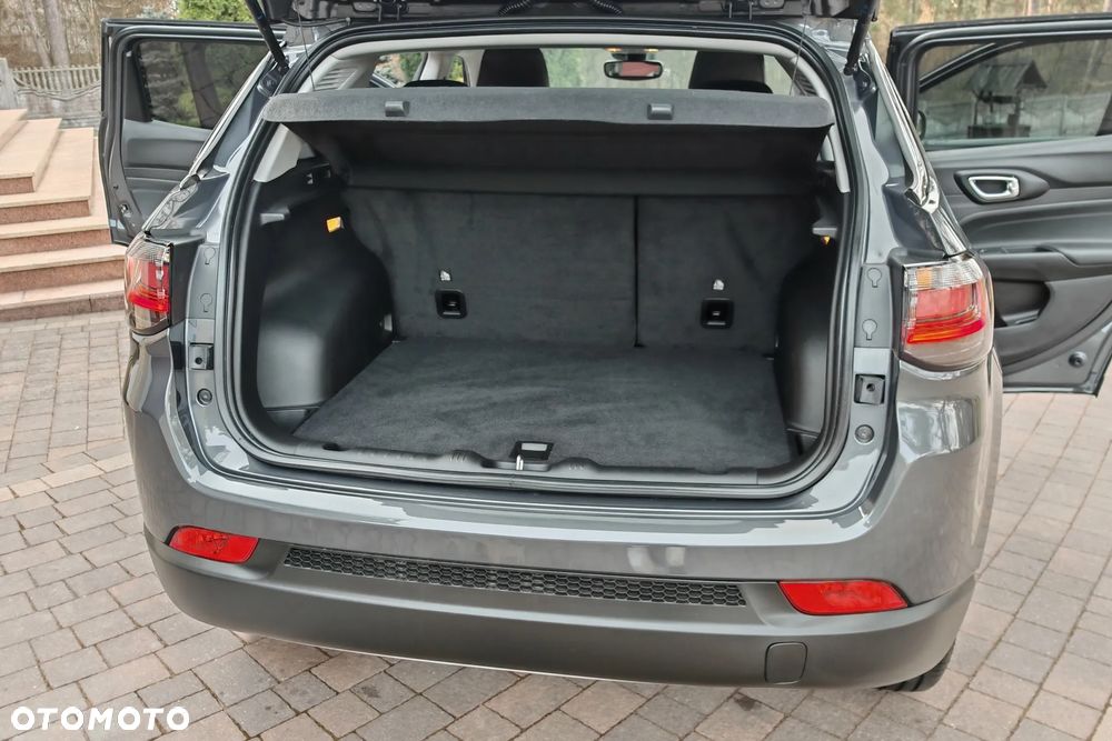 Jeep Compass 1.5 T4 mHEV Limited FWD S&S DCT - 12