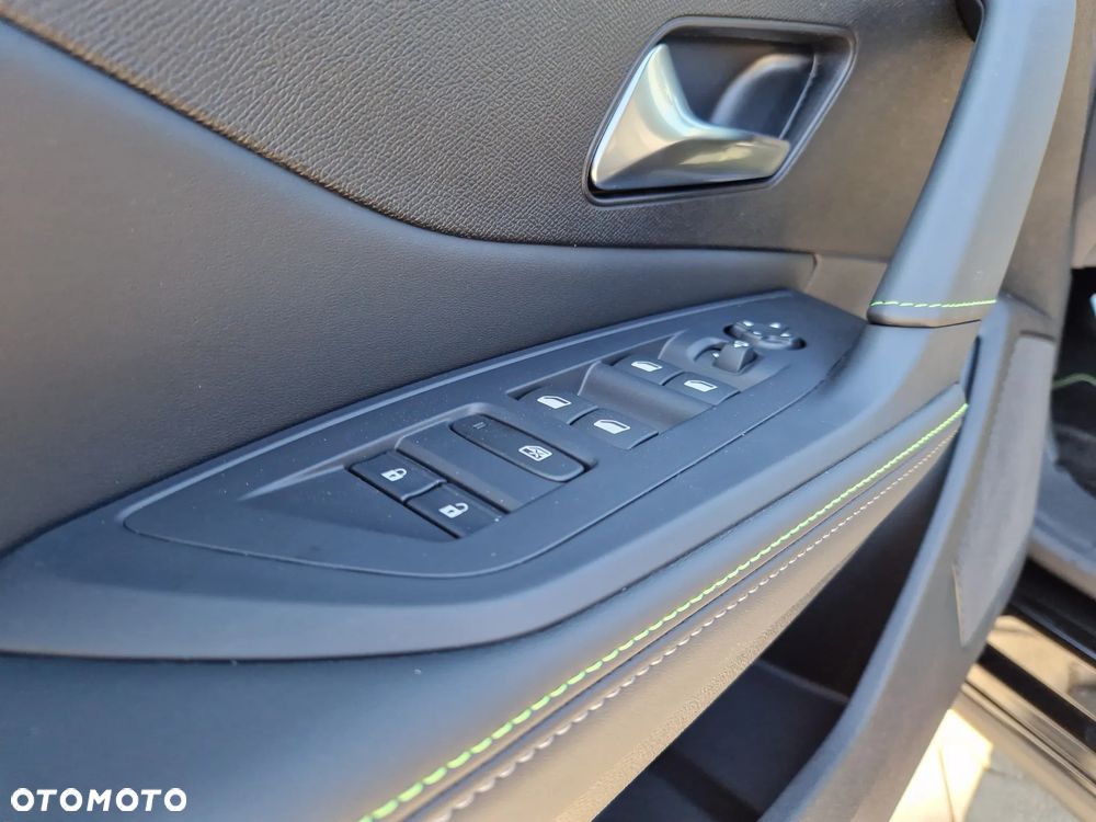 Peugeot 408 1.2 PureTech mHEV GT Exclusive S&S e-DSC6 - 21