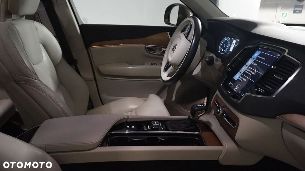 Volvo XC 90 D5 AWD Inscription - 11